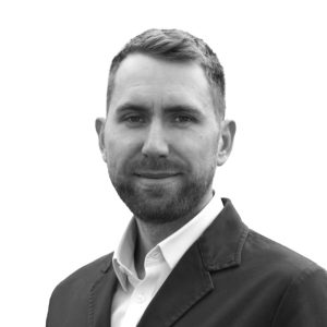 The Architecture of Letting Go: Structuring Divestitures with Confidence and Clarity. 2 Author picture